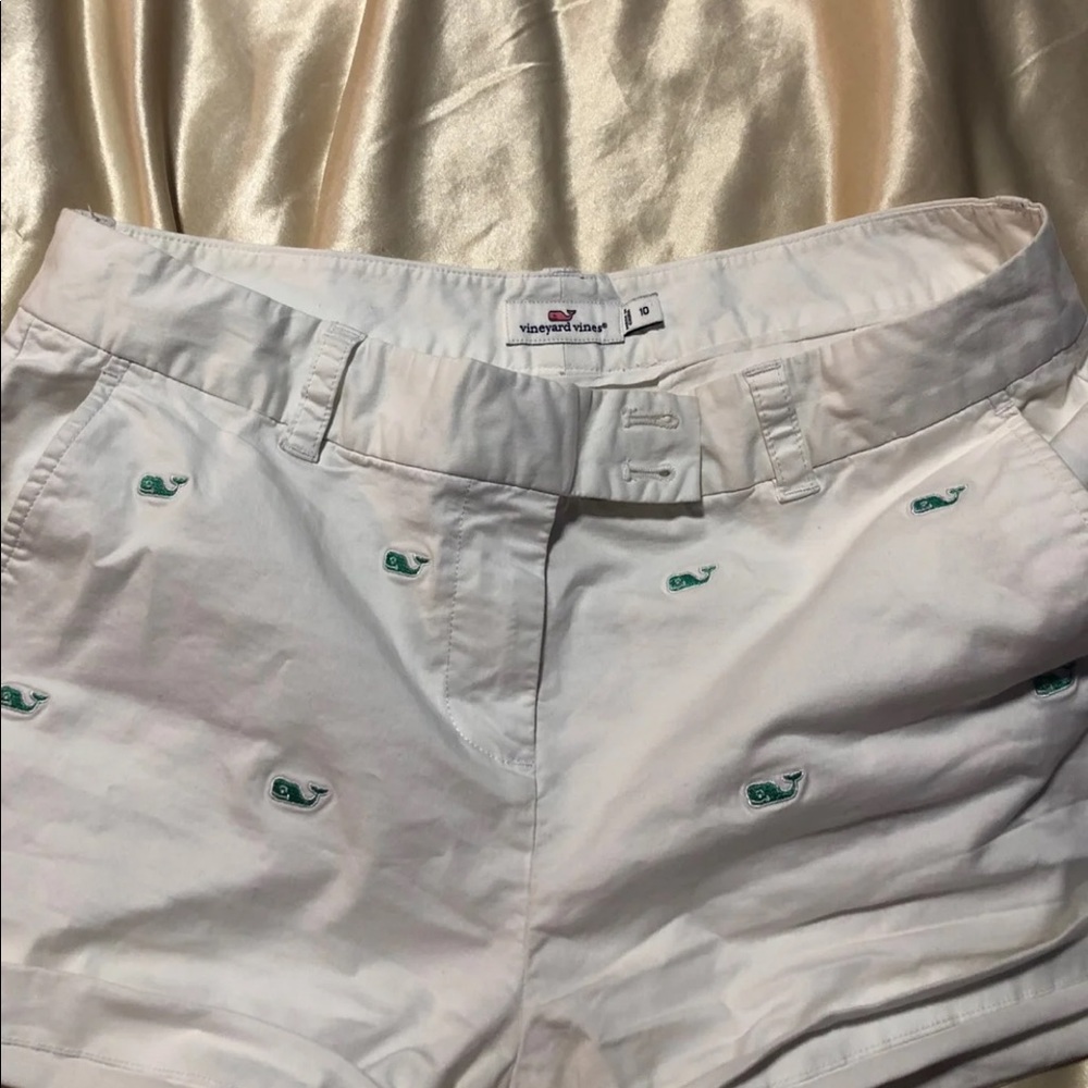 Vineyard Vines shorts